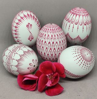 Jemná krása 🪷🪷... zakázky se stále hrnou bez ohledu na roční dobu. Tedy máte -li zálusk, vybírejte včas , ať to všechno...